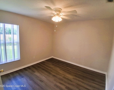 1261 Olde Bailey Lane - Photo Thumbnail 13