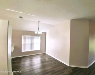 1261 Olde Bailey Lane - Photo Thumbnail 7
