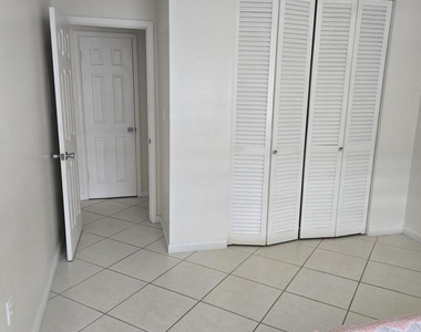 350 Fillmore Avenue - Photo Thumbnail 2