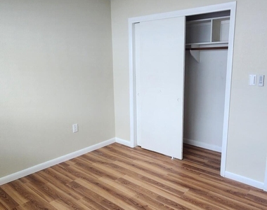 332 Polaris Drive - Photo Thumbnail 33