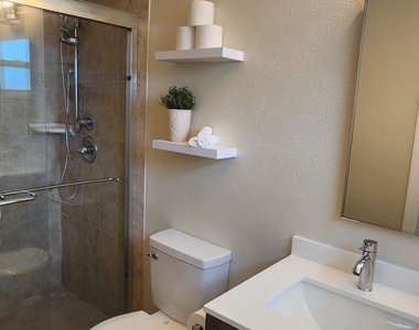 332 Polaris Drive - Photo Thumbnail 27