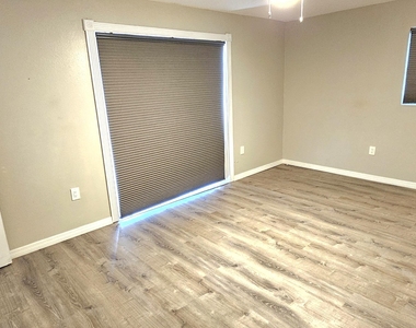 1380 Floral Lane - Photo Thumbnail 26