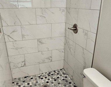 1380 Floral Lane - Photo Thumbnail 27