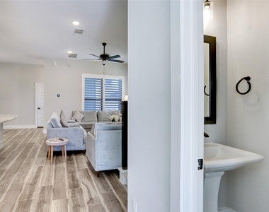 18526 Vivacious Lane - Photo Thumbnail 7