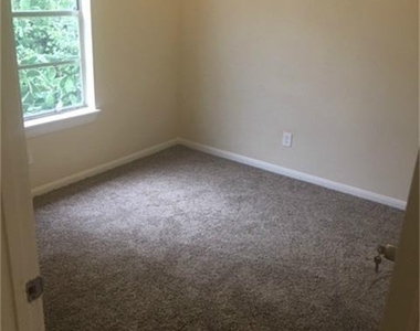 7209 Karnes Street - Photo Thumbnail 3