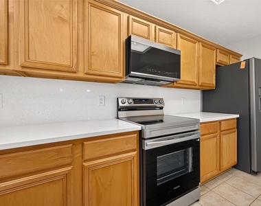 18911 Piney Bend Court - Photo Thumbnail 19