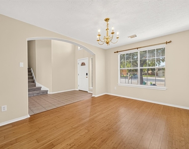18911 Piney Bend Court - Photo Thumbnail 10
