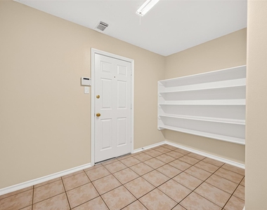 18911 Piney Bend Court - Photo Thumbnail 21