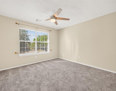 18911 Piney Bend Court - Photo Thumbnail 36