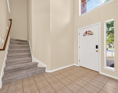 18911 Piney Bend Court - Photo Thumbnail 4