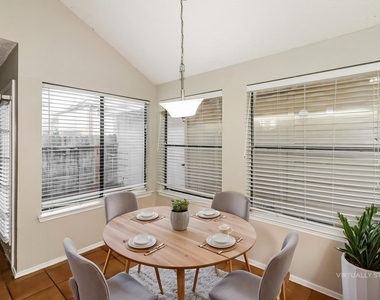 8603 Kinghaven Street - Photo Thumbnail 5