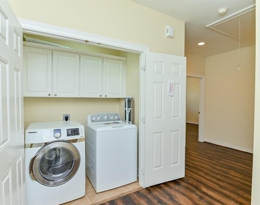 802 Garden Trace Lane - Photo Thumbnail 8
