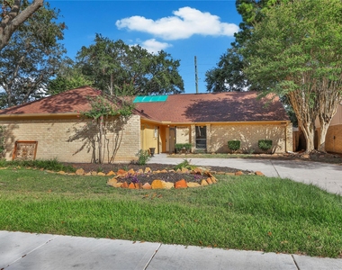 22627 Indian Ridge Drive - Photo Thumbnail 1
