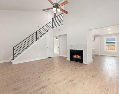 90 W High Oaks Circle - Photo Thumbnail 3