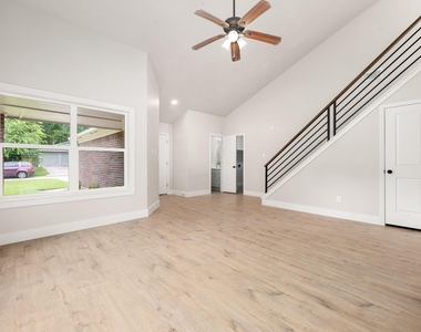 90 W High Oaks Circle - Photo Thumbnail 5