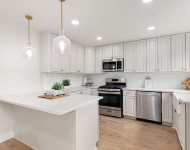90 W High Oaks Circle - Photo Thumbnail 8