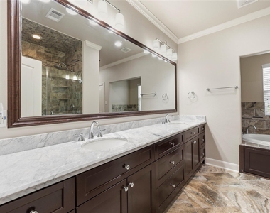 4307 Allen Street - Photo Thumbnail 13