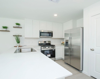 6827 Date Palm Drive - Photo Thumbnail 9