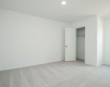 6827 Date Palm Drive - Photo Thumbnail 17