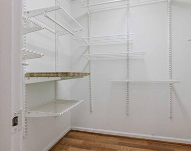5341 Pagewood Lane - Photo Thumbnail 7
