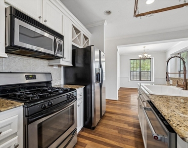 1542 Bevis Street - Photo Thumbnail 18