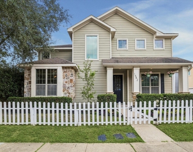 1542 Bevis Street - Photo Thumbnail 2