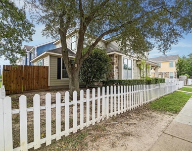 1542 Bevis Street - Photo Thumbnail 33