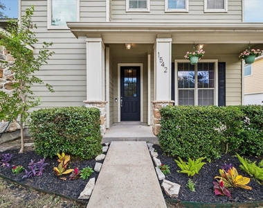 1542 Bevis Street - Photo Thumbnail 1