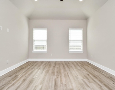 21035 Bay Village Drive - Photo Thumbnail 15