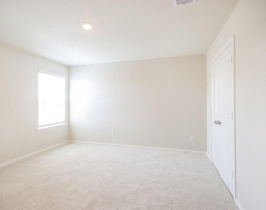 15558 Caramel Springs Drive - Photo Thumbnail 11