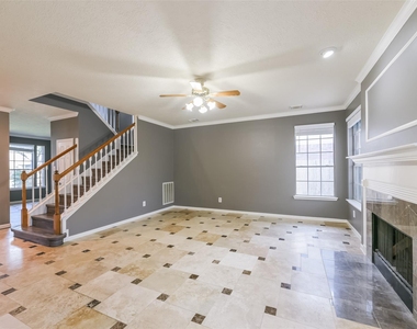 2509 S Mission Circle - Photo Thumbnail 11