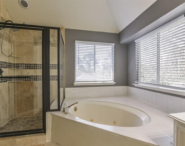 2509 S Mission Circle - Photo Thumbnail 32