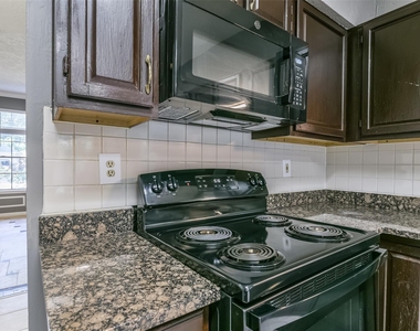 2509 S Mission Circle - Photo Thumbnail 17