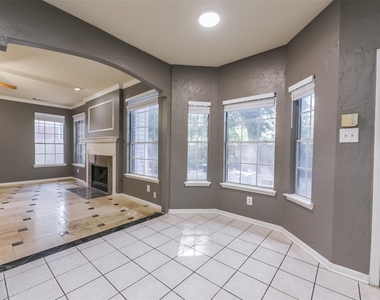 2509 S Mission Circle - Photo Thumbnail 20