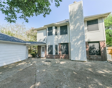 2509 S Mission Circle - Photo Thumbnail 2