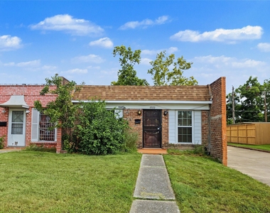 8922 Kempwood Drive - Photo Thumbnail 19