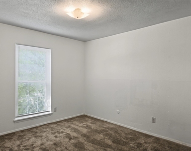 8922 Kempwood Drive - Photo Thumbnail 15