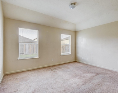 21807 Yucca Tip Lane - Photo Thumbnail 11