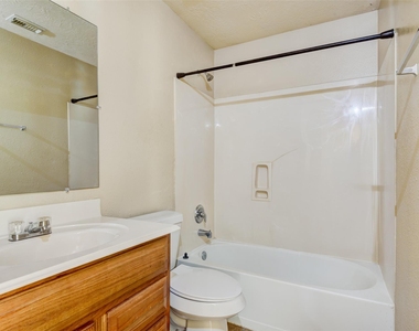 21807 Yucca Tip Lane - Photo Thumbnail 17