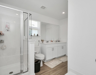 23630 Fallen Cone Street - Photo Thumbnail 16