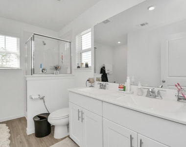 23630 Fallen Cone Street - Photo Thumbnail 14