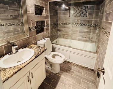 19423 Cypress Bay - Photo Thumbnail 6