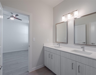 22026 Lesley Grove Lane - Photo Thumbnail 2