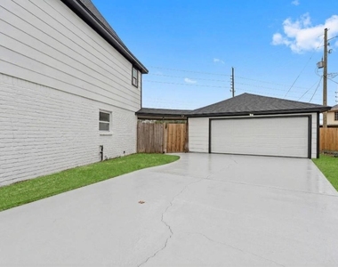 12302 Gaylawood Drive - Photo Thumbnail 2