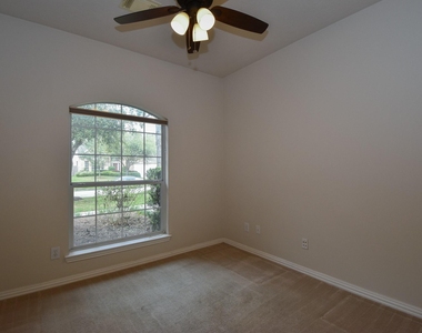 3023 Nickleby Court - Photo Thumbnail 7