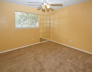 1830 Saddlecreek Drive - Photo Thumbnail 26
