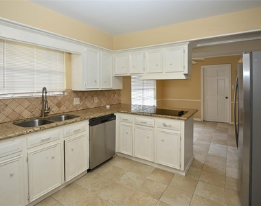 1830 Saddlecreek Drive - Photo Thumbnail 22
