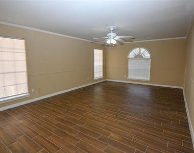 1830 Saddlecreek Drive - Photo Thumbnail 24