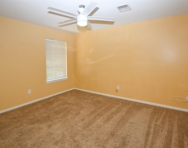 1830 Saddlecreek Drive - Photo Thumbnail 27