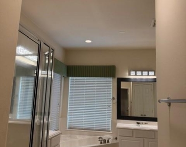 2 Carmeline Drive - Photo Thumbnail 20